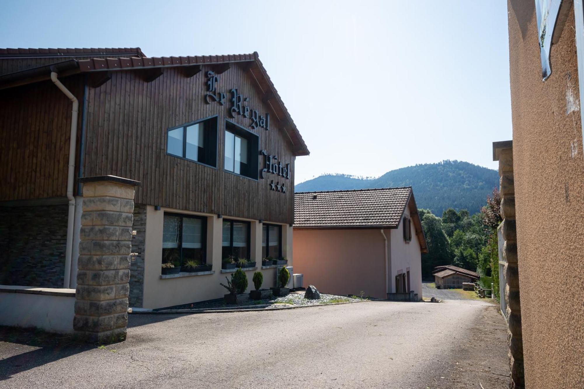 Logis Hotel Le Regal & Spa Saint-Die-des-Vosges Exteriör bild